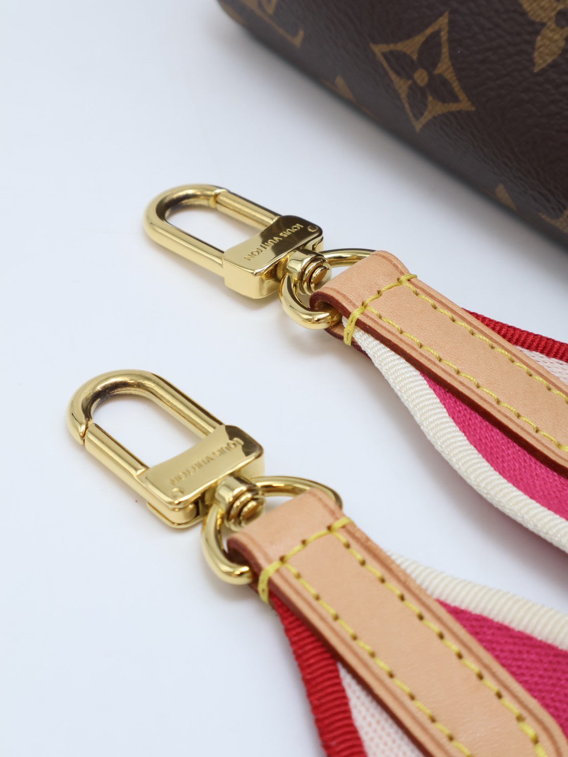 LOUIS VUITTON Speedy 20