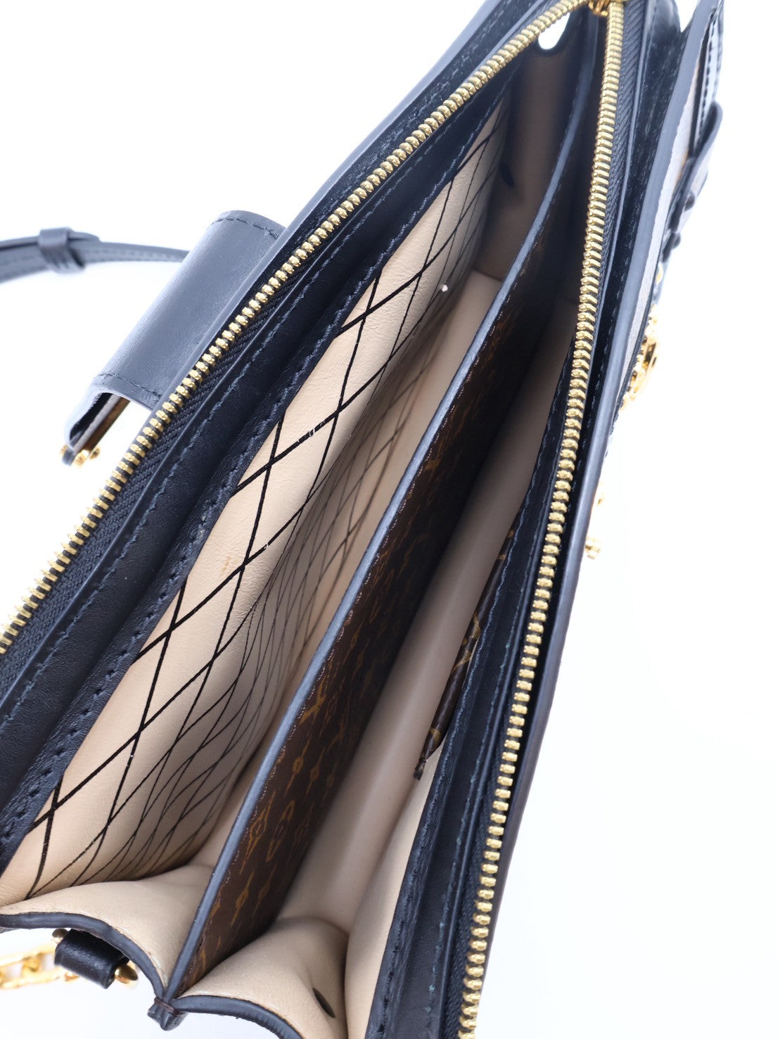 LOUIS VUITTON Trunk clutch軟盒子