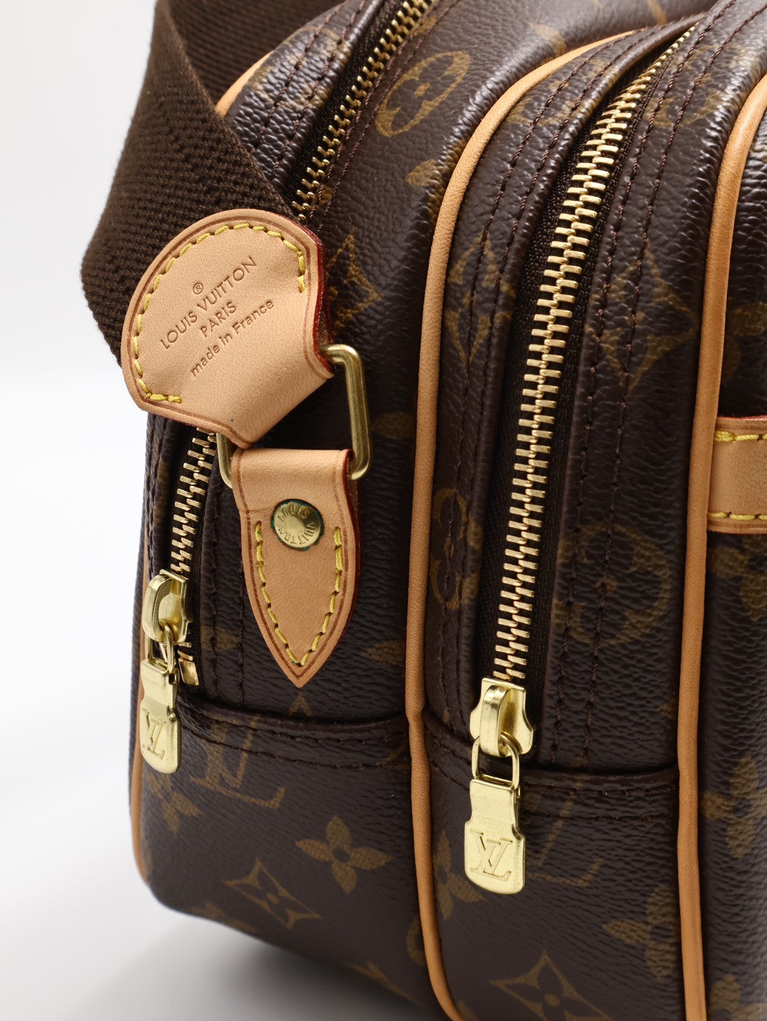 LOUIS VUITTON 雙隔層記者包
