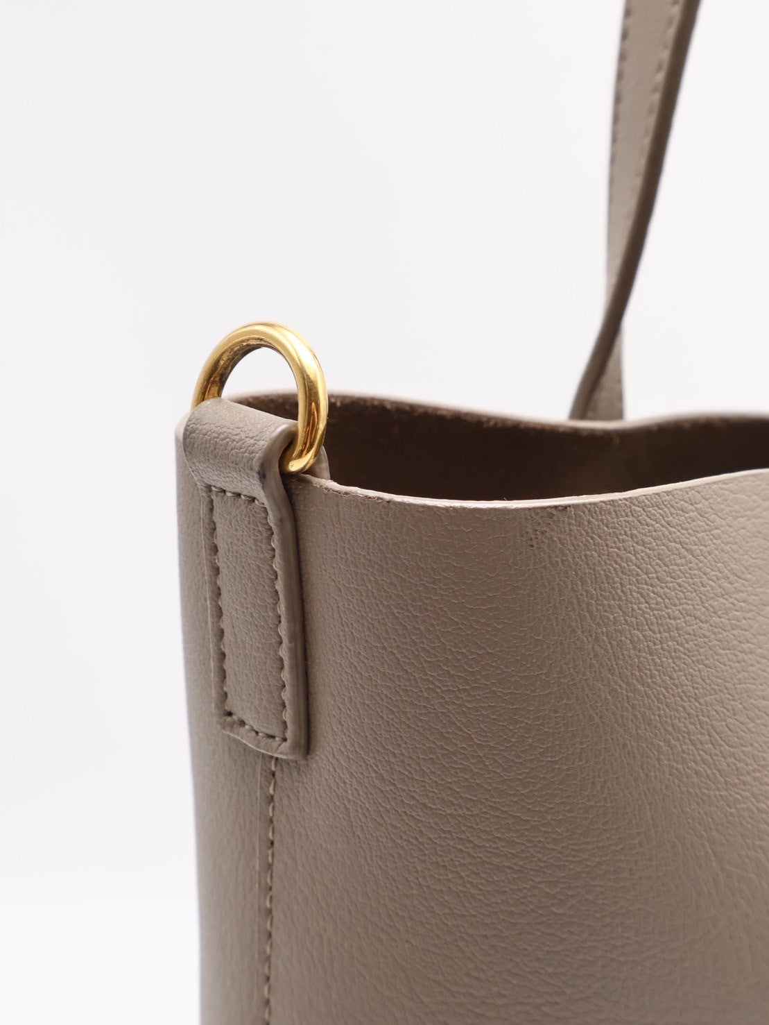 YSL Toy in leather托特包