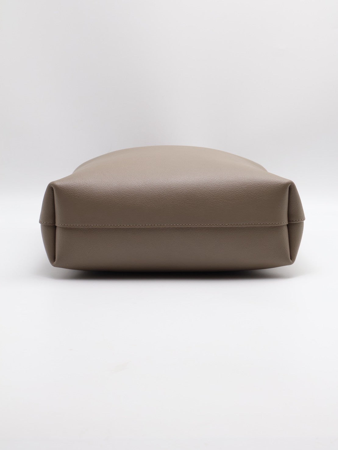 YSL Toy in leather托特包