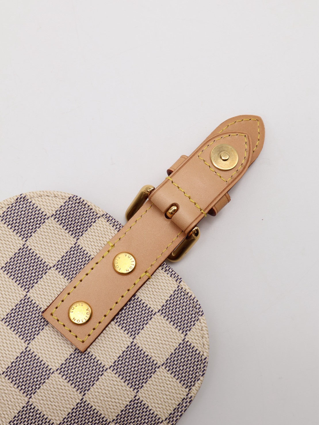 LOUIS VUITTON 白棋盤格小後背包