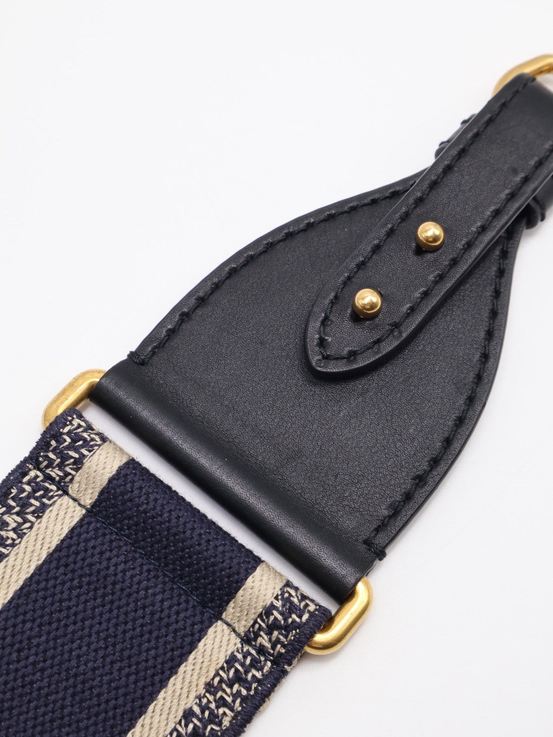 DIOR 小牛皮寬版刺繡肩背帶