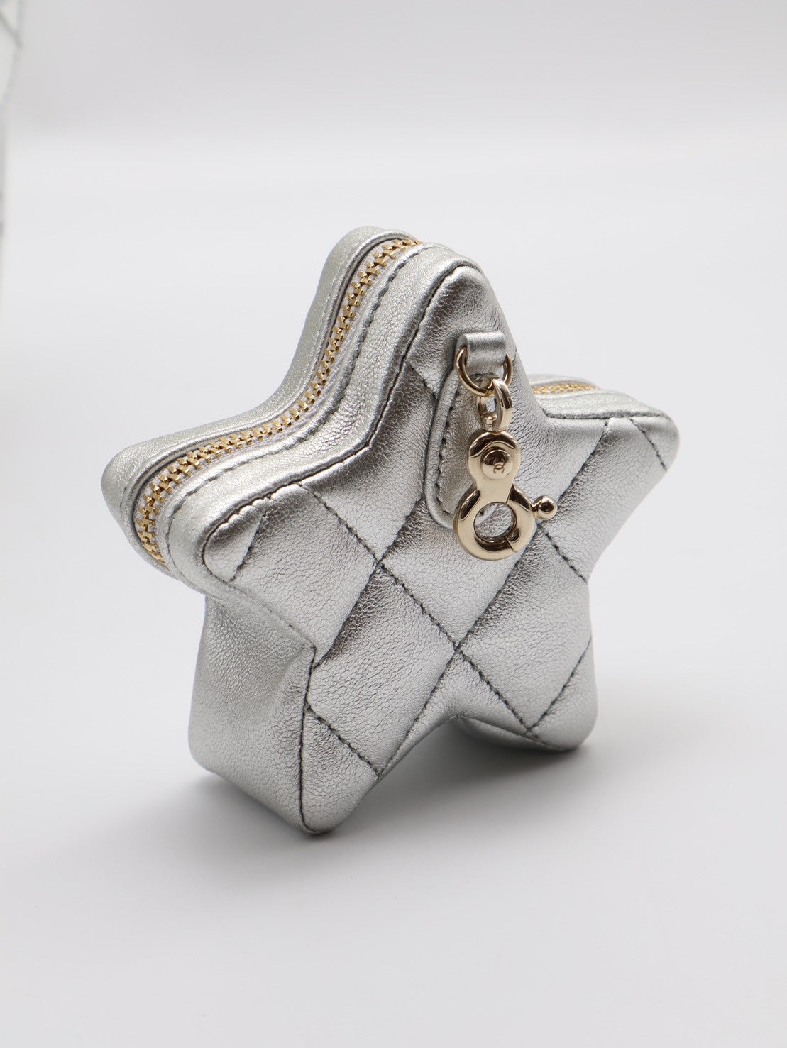CHANEL 24C金屬銀後背包