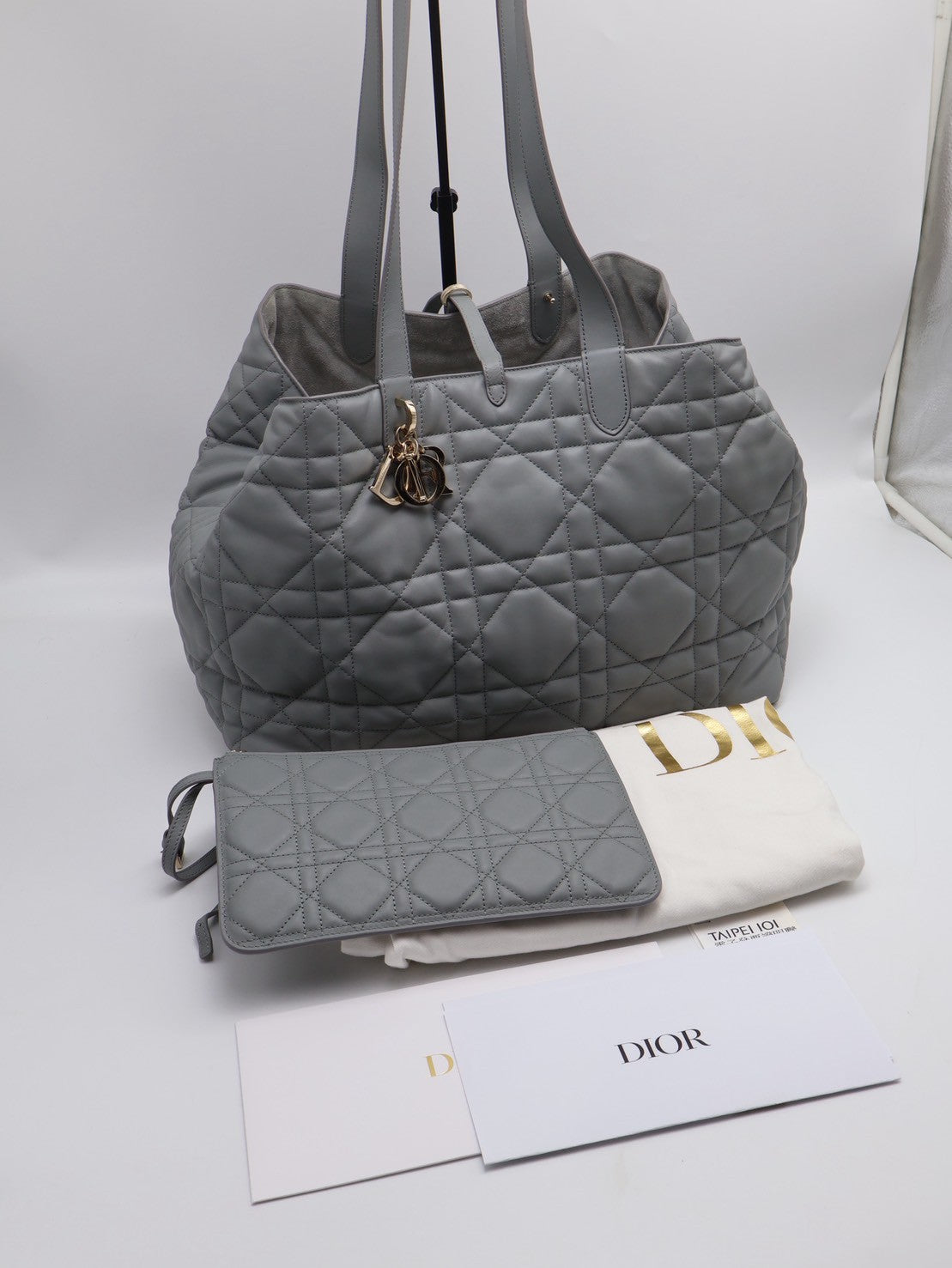DIOR Toujours小牛皮托特包 - 大號灰金