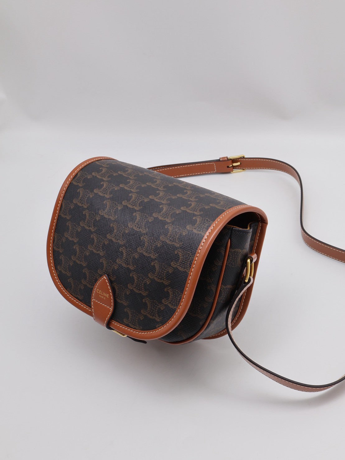 CELINE 凱旋帆布馬鞍包