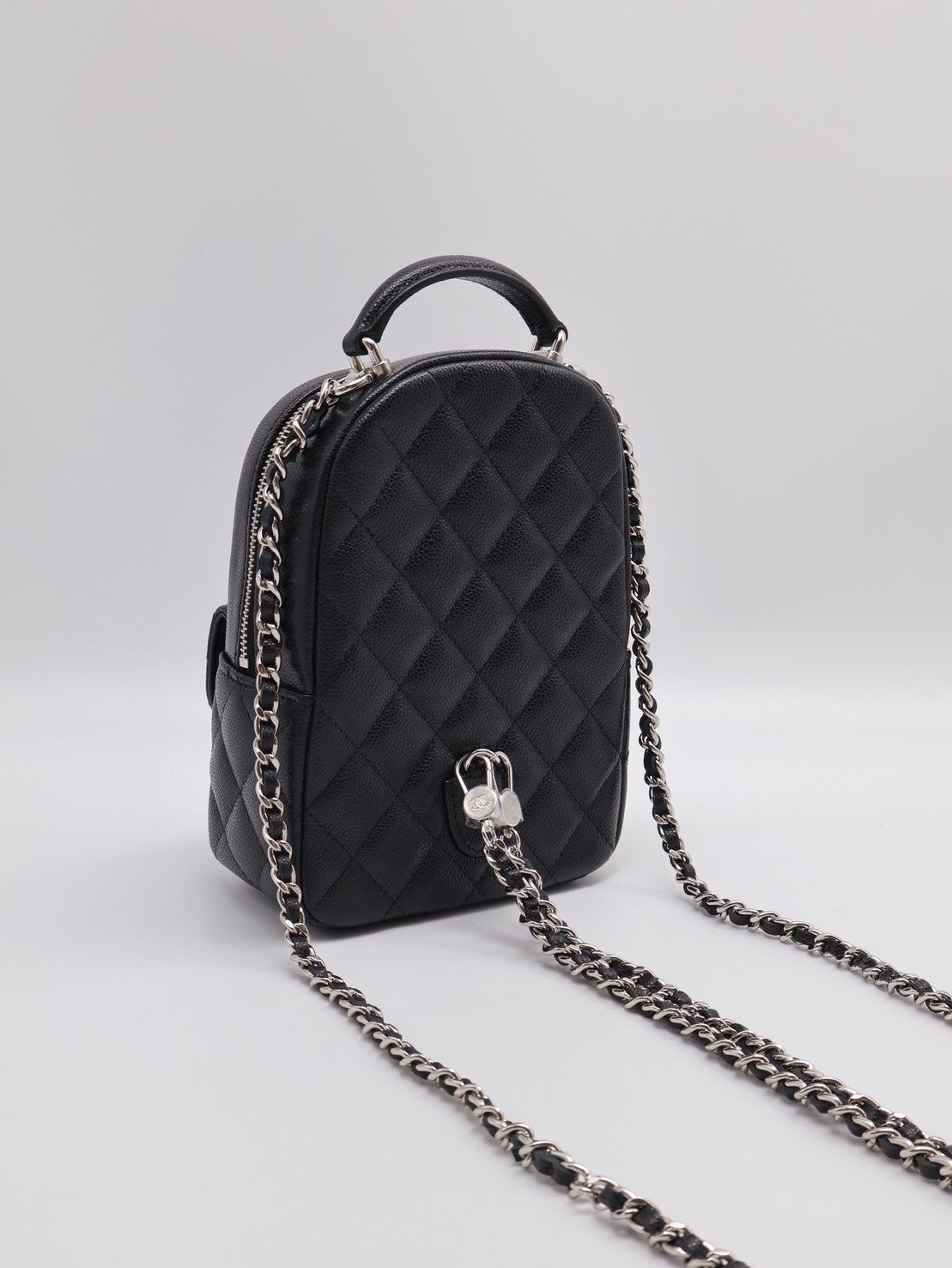 CHANEL 粒面牛皮迷你後背包 - 黑銀