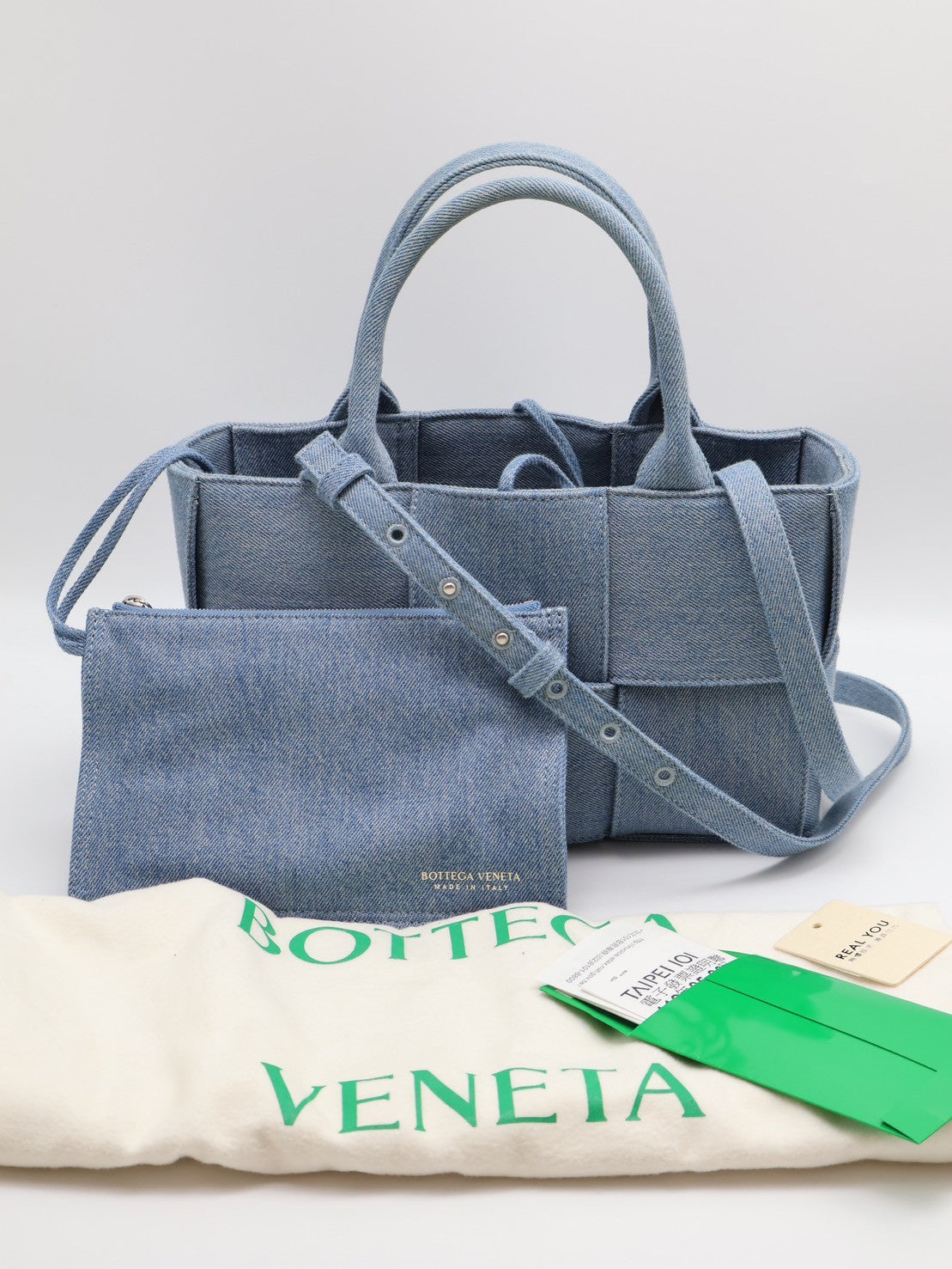 BOTTEGA VENETA Acro tote - 淺牛仔