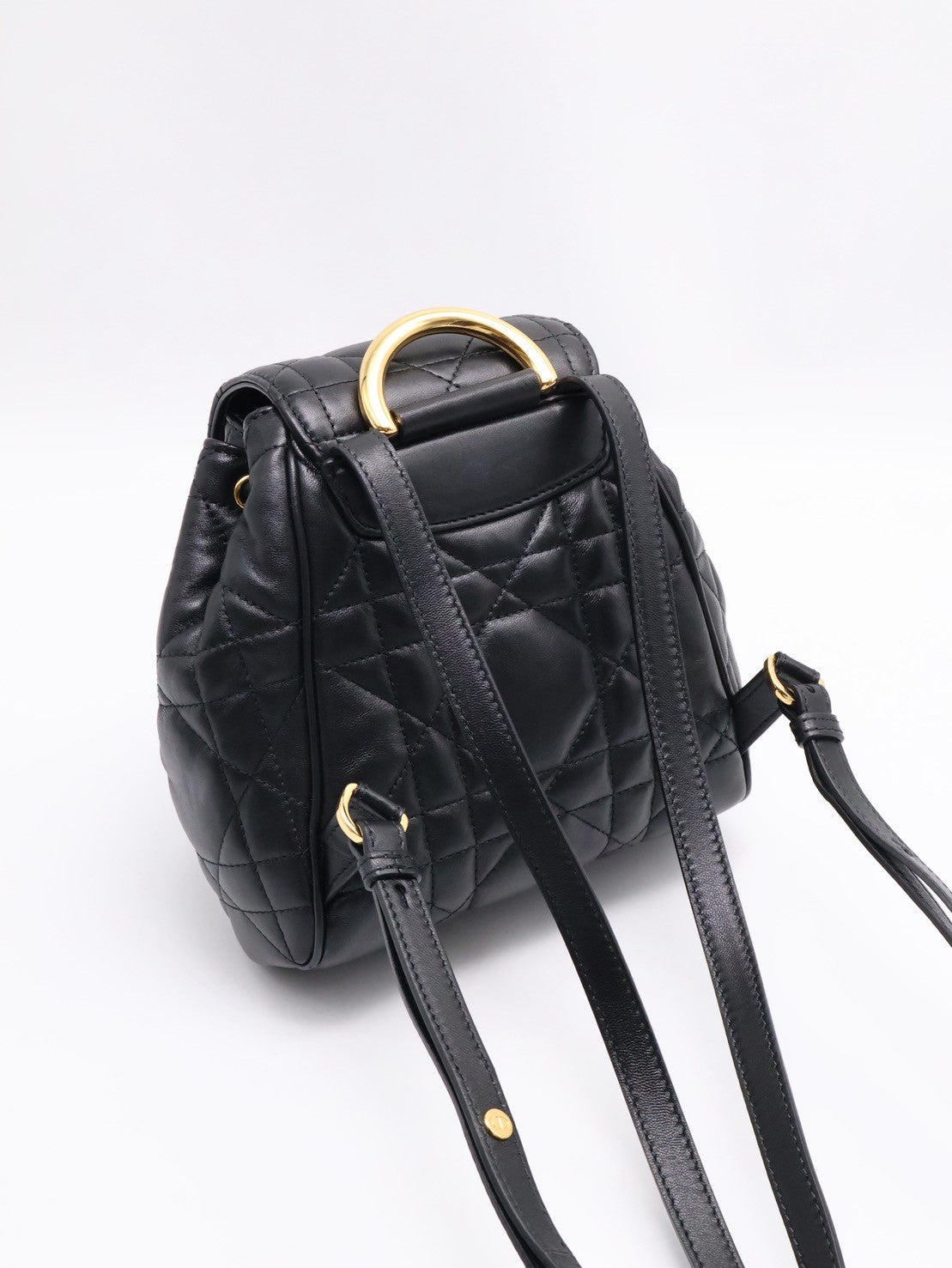 DIOR Caro藤格紋後背包小號 - 黑金