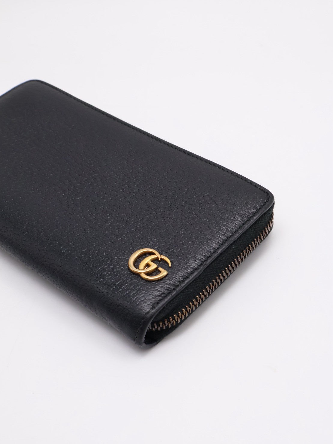 GUCCI 牛皮拉鍊長夾