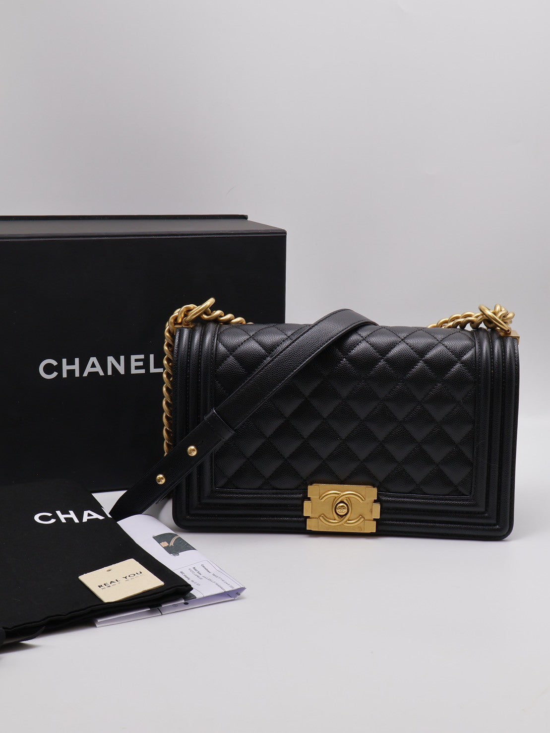 CHANEL Boy25粒面牛皮口蓋包 - 黑金
