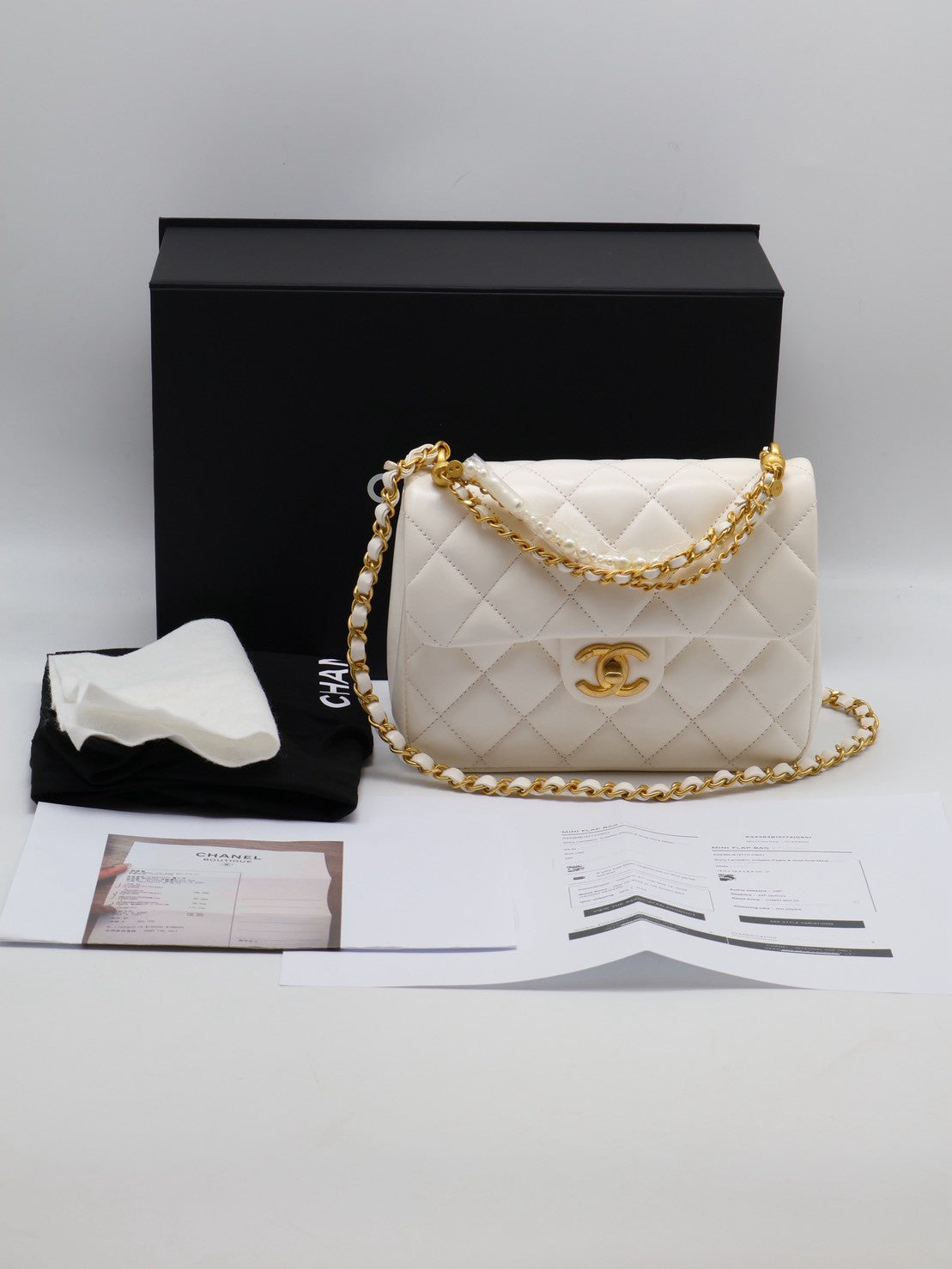 CHANEL 24P珍珠鍊手提方胖子 - 白金