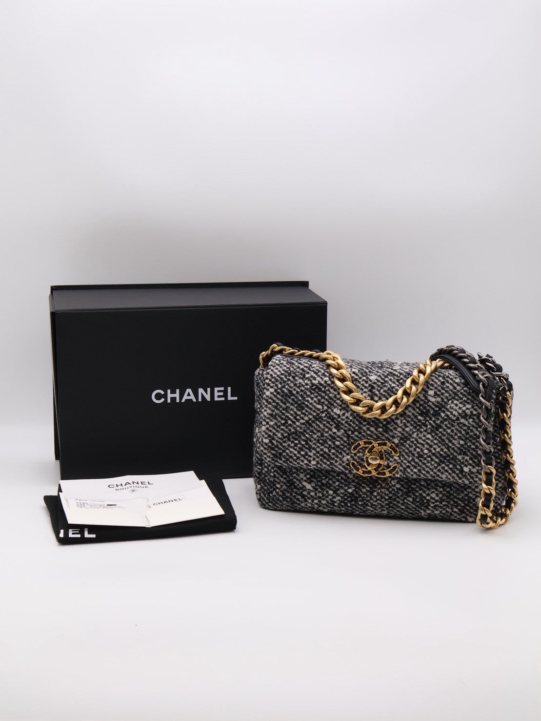 CHANEL 19 Bag 菱格紋手提肩背包 26 - 毛呢金