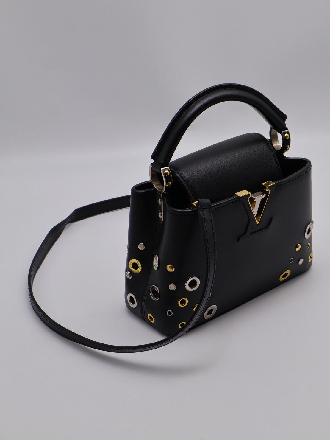 LOUIS VUITTON Capucines 鉚釘限量款 - mini黑