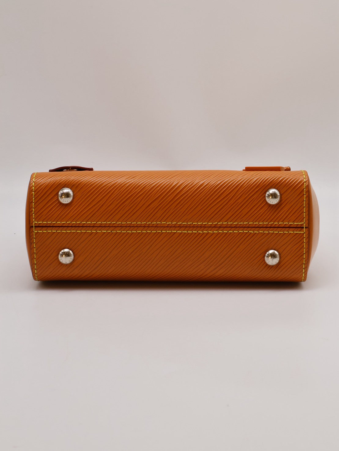 LOUIS VUITTON Cluny Mini - 棕