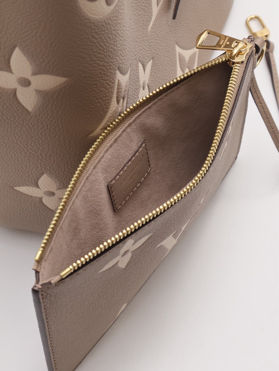 LOUIS VUITTON Neonoe水桶包 - MM斑鳩灰