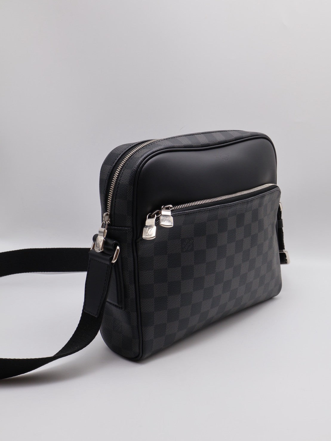 LOUIS VUITTON Dayton棋盤格記者包 - 小號黑