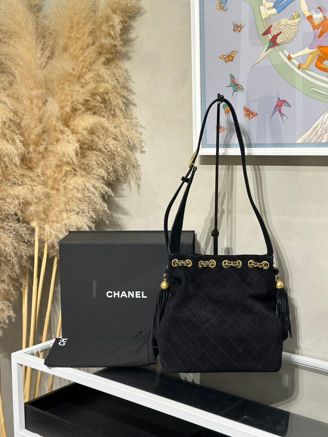 CHANEL 25A麂皮流蘇水桶包 - 黑金