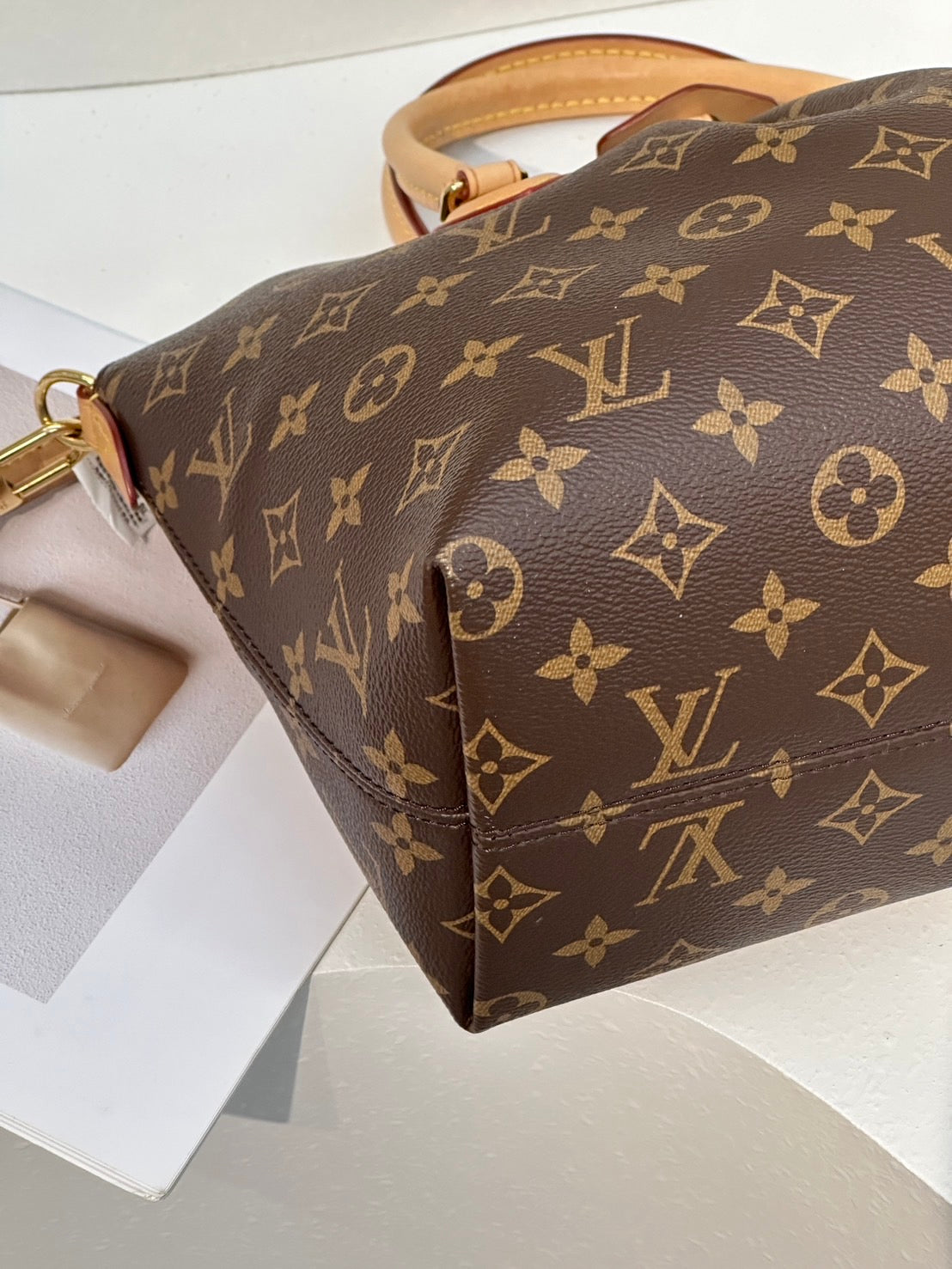 LOUIS VUITTON Boetie餃子包 PM