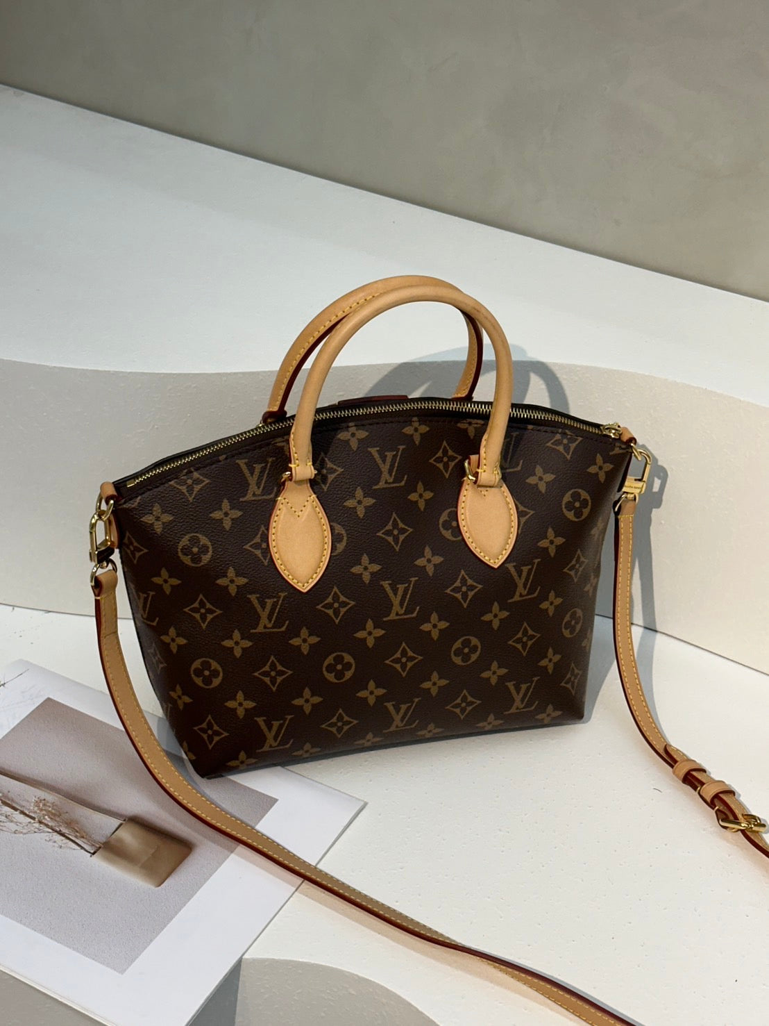 LOUIS VUITTON Boetie餃子包 PM