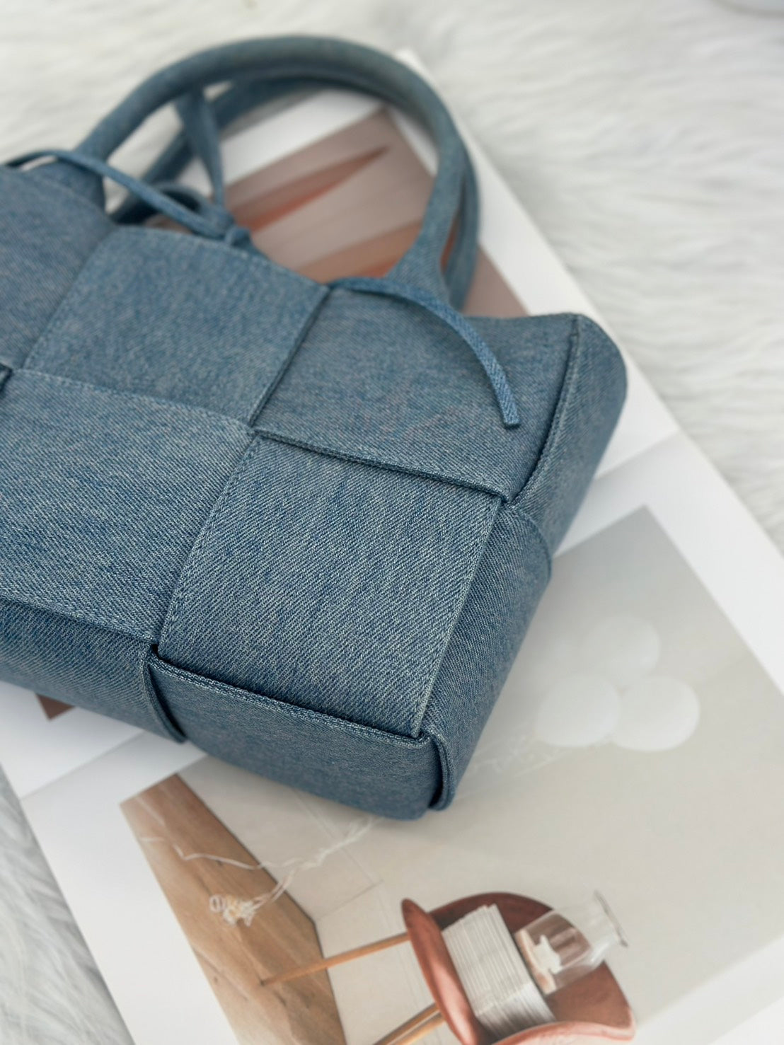 BOTTEGA VENETA Acro tote - 淺牛仔
