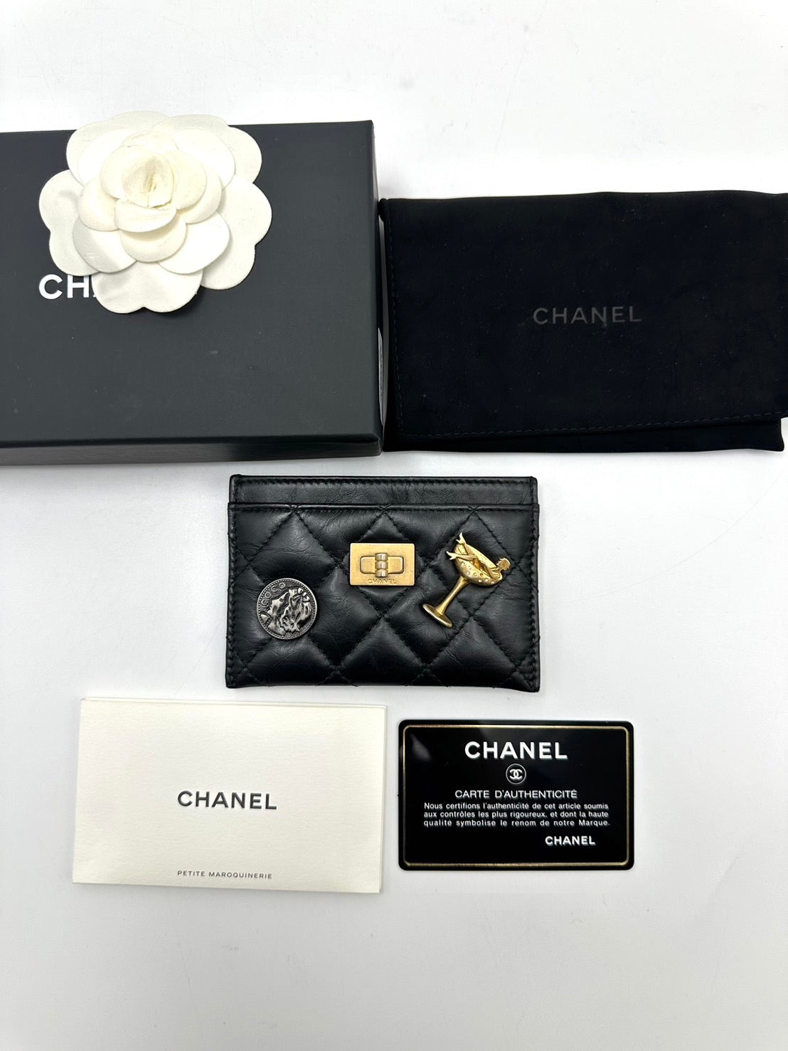 CHANEL 2.55酒杯錢幣卡夾 - 黑金24開