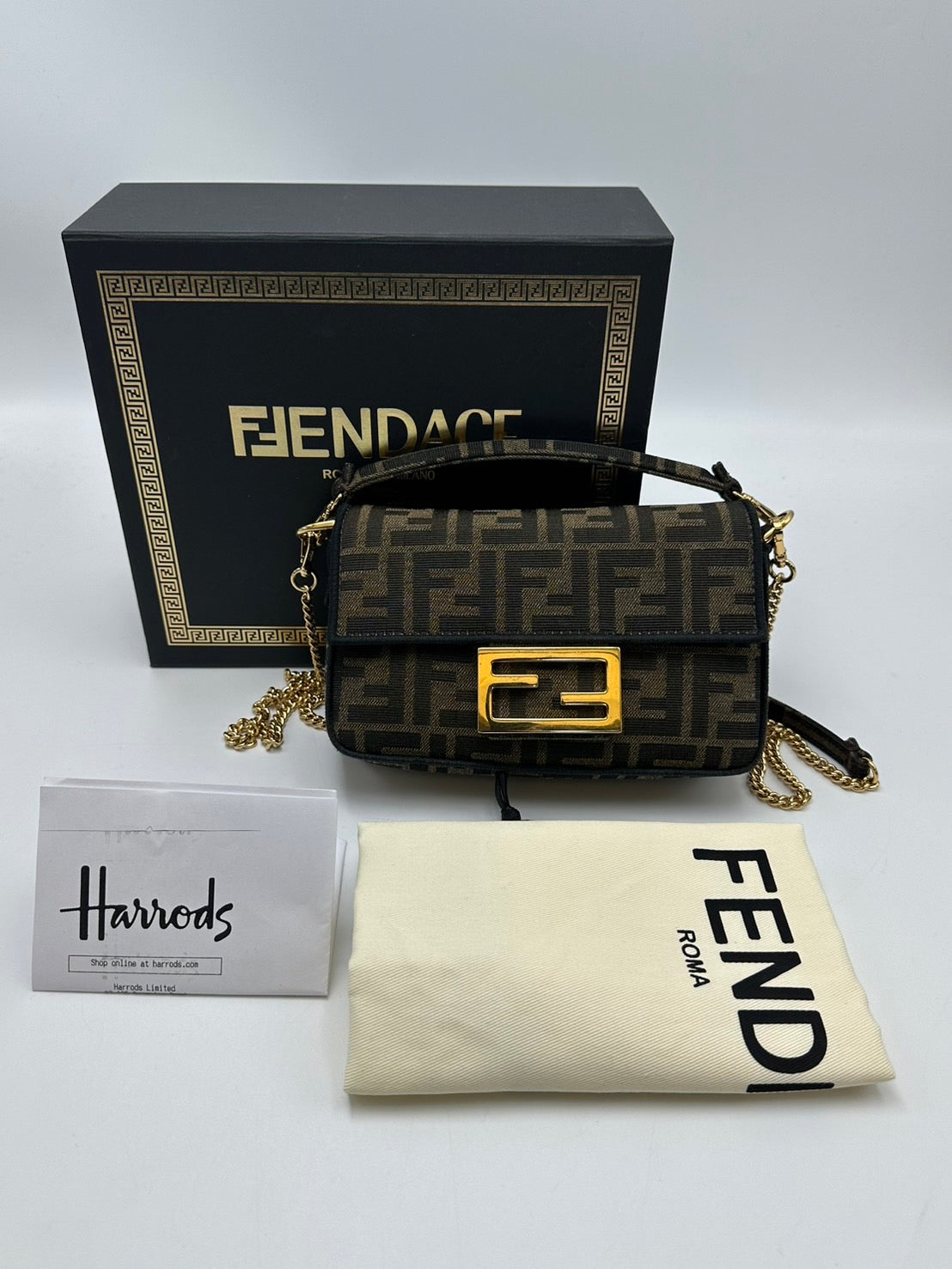 FENDI Baguette迷你法棍包