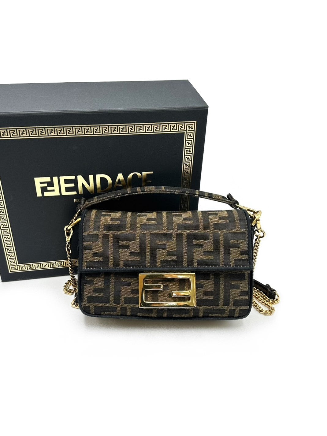 FENDI Baguette迷你法棍包