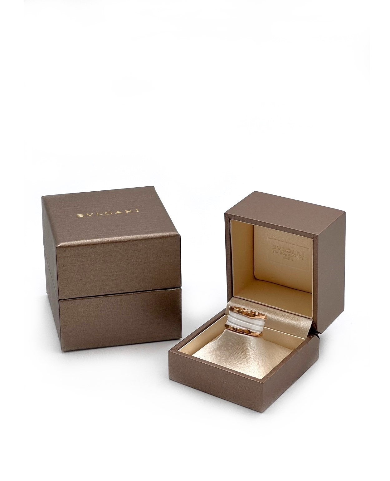 BVLGARI B.ZERO1系列18K玫瑰金四環戒指