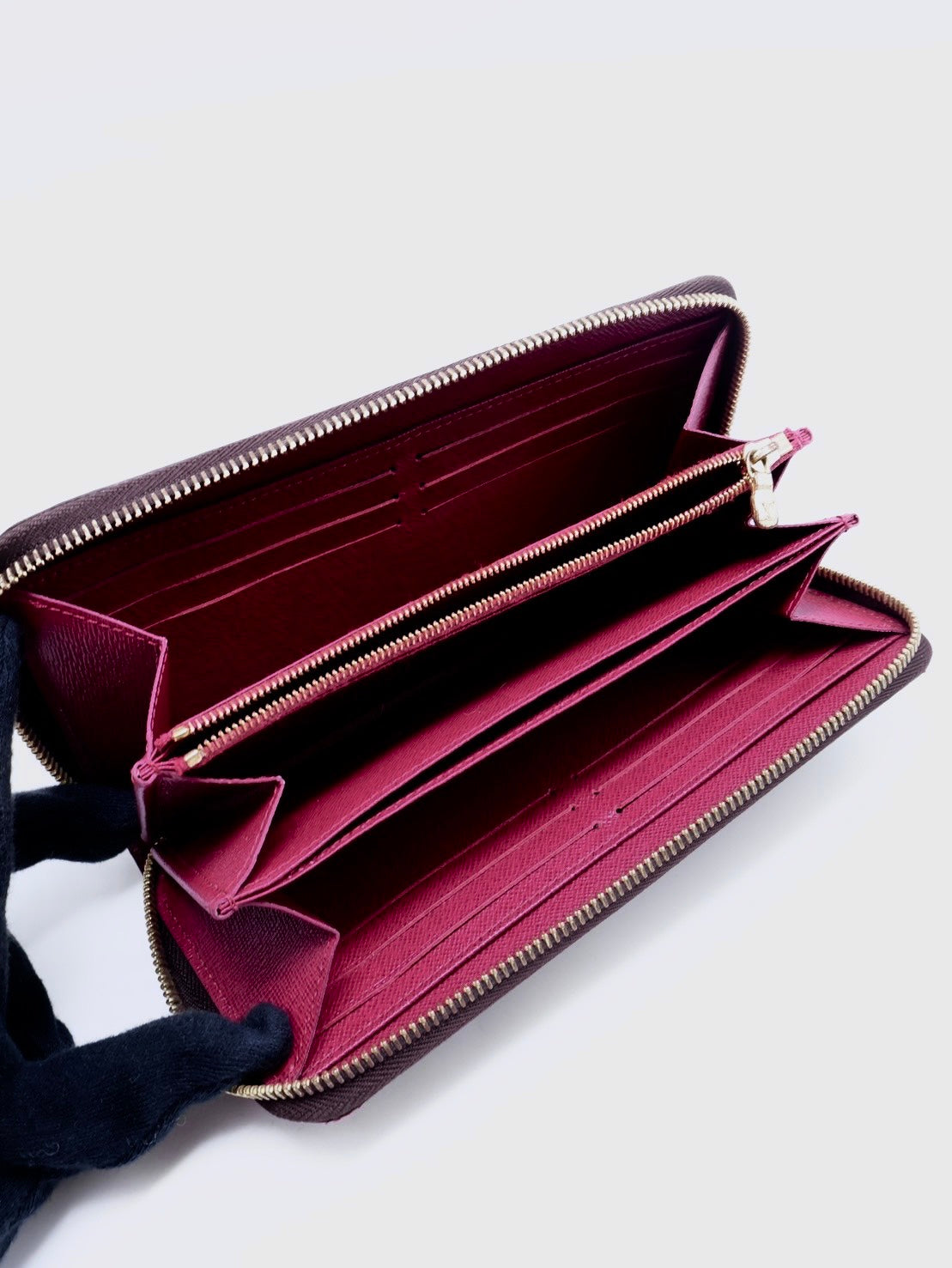 LOUIS VUITTON 經典老花拉鍊長夾 - 紅