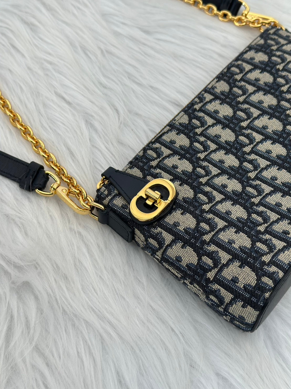 DIOR 30 Montaigne雙肩帶麻將包