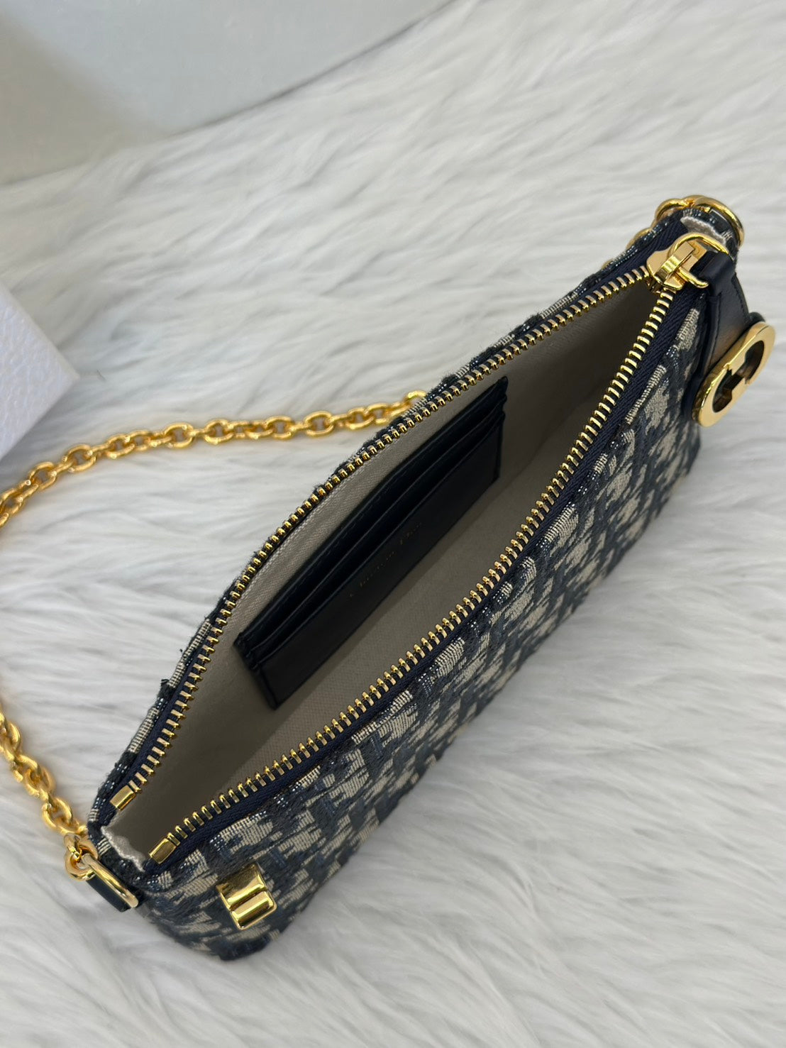 DIOR 30 Montaigne雙肩帶麻將包