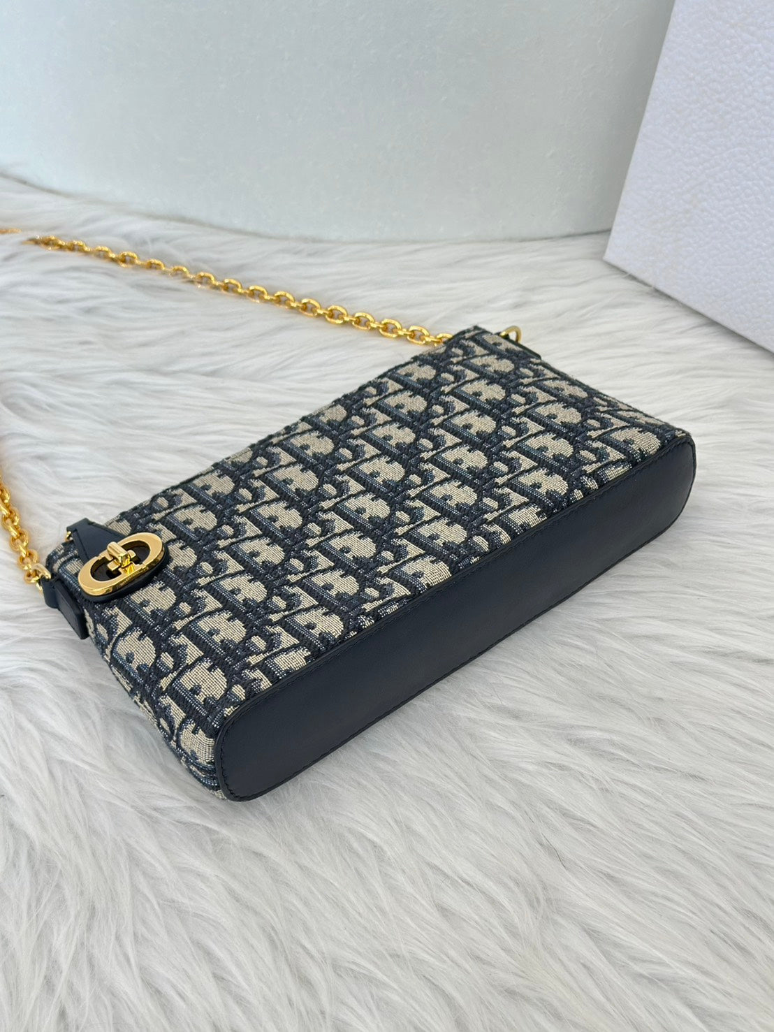 DIOR 30 Montaigne雙肩帶麻將包