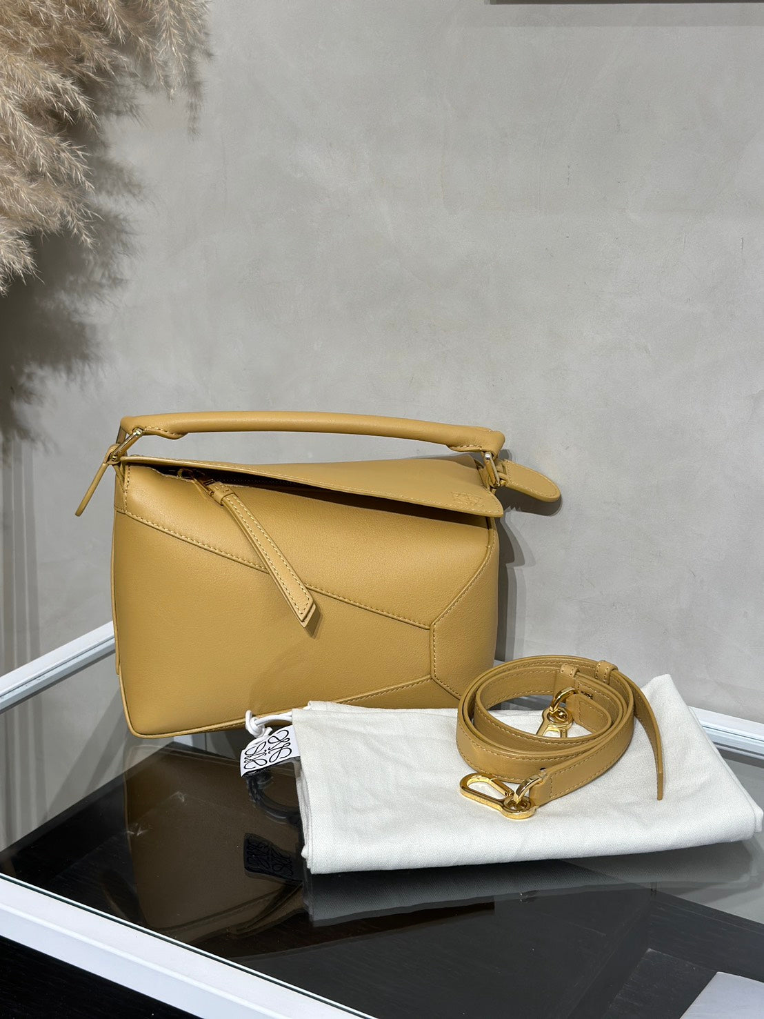 LOEWE Puzzle小牛皮手袋 - 小號薑黃色