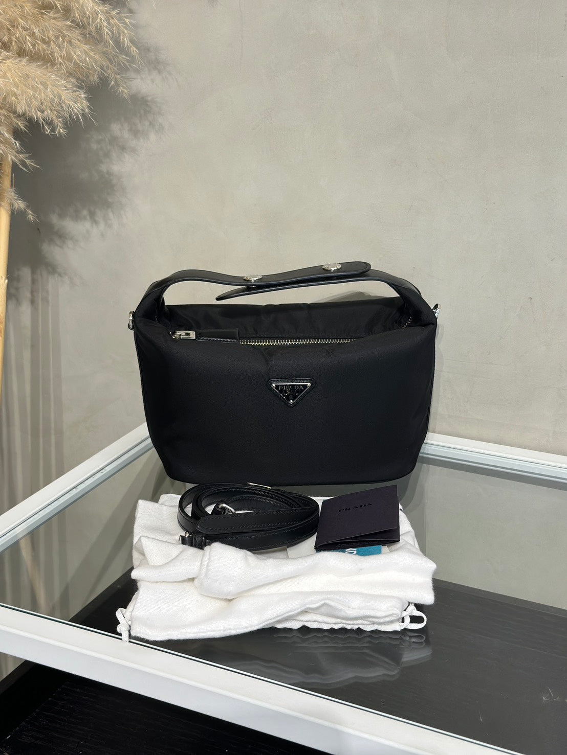 PRADA Cherie Re-Nylon飯盒包