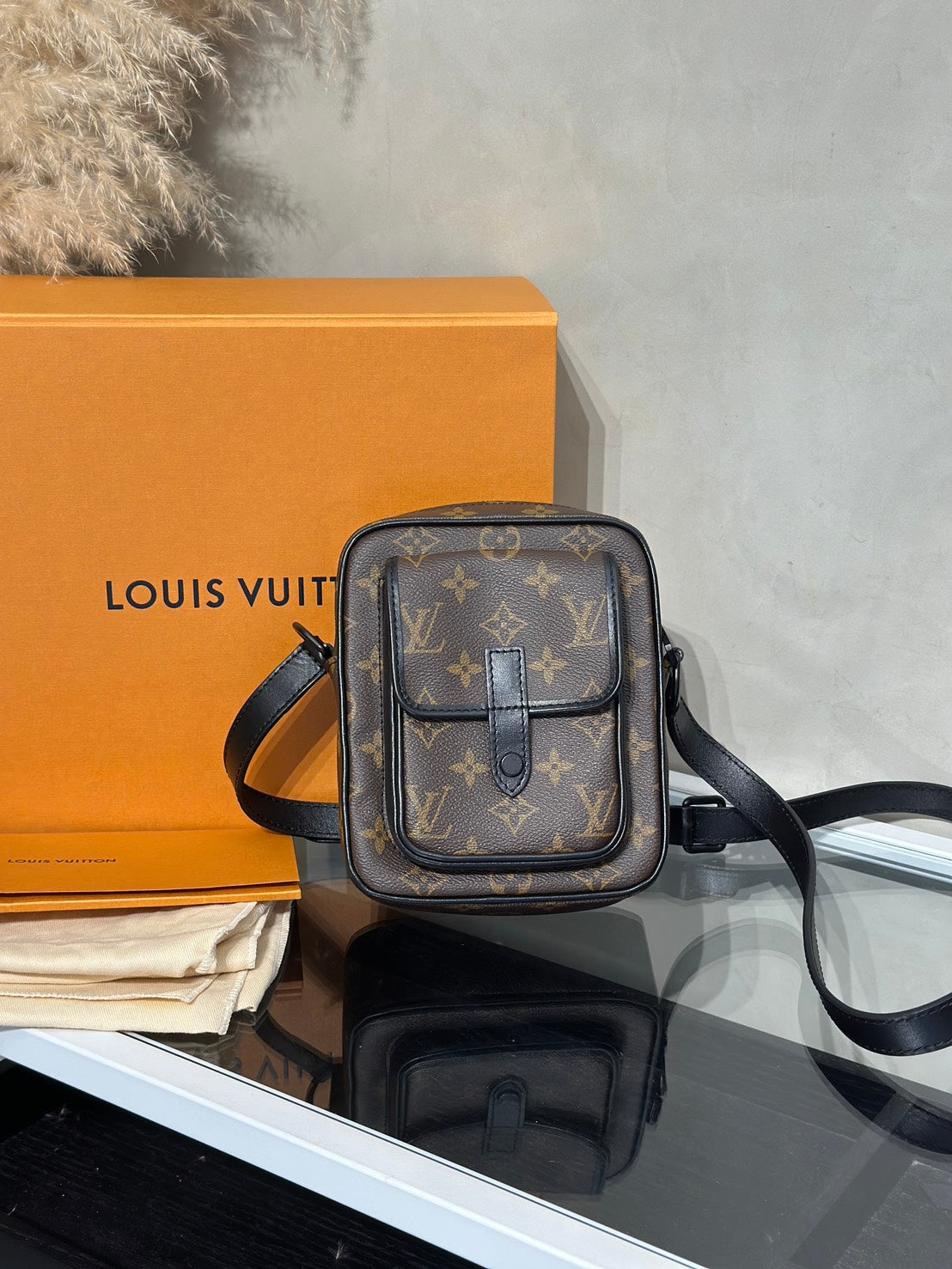 LOUIS VUITTON Christopher老花相機包
