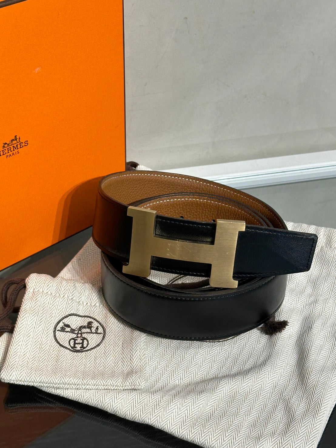 HERMES H金皮帶釦雙面腰帶 - 黑拚棕 120