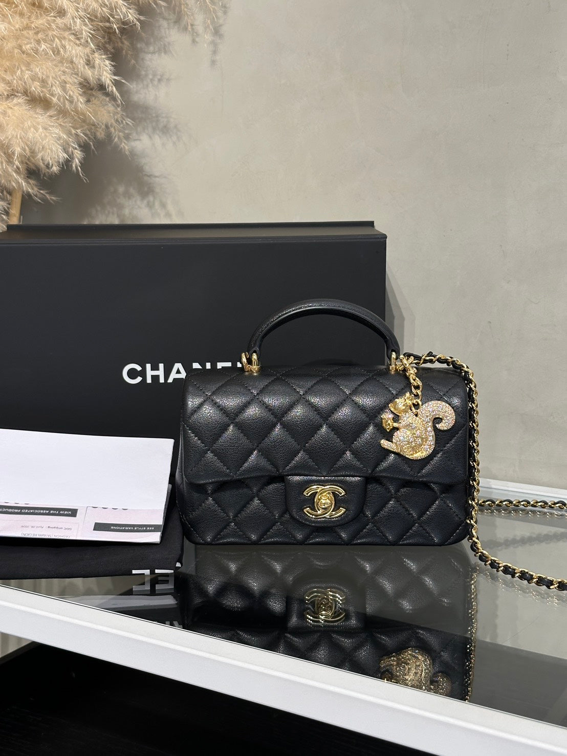 CHANEL 26A Handle Mini CF20 - 松鼠吊飾黑金