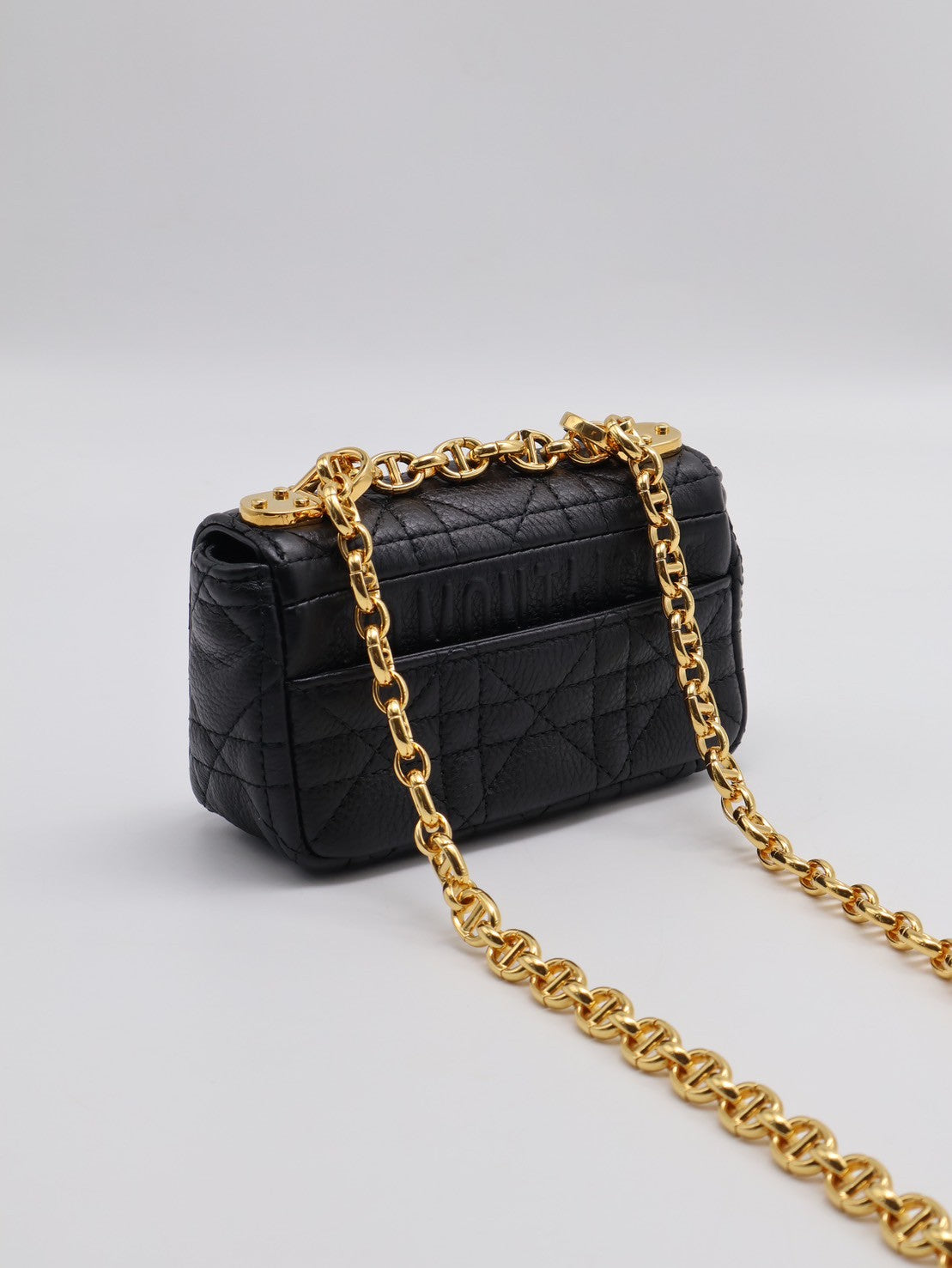 DIOR Caro藤格紋斜背包 - mini黑金