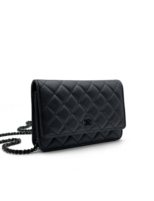 CHANEL 經典羊皮WOC - so black