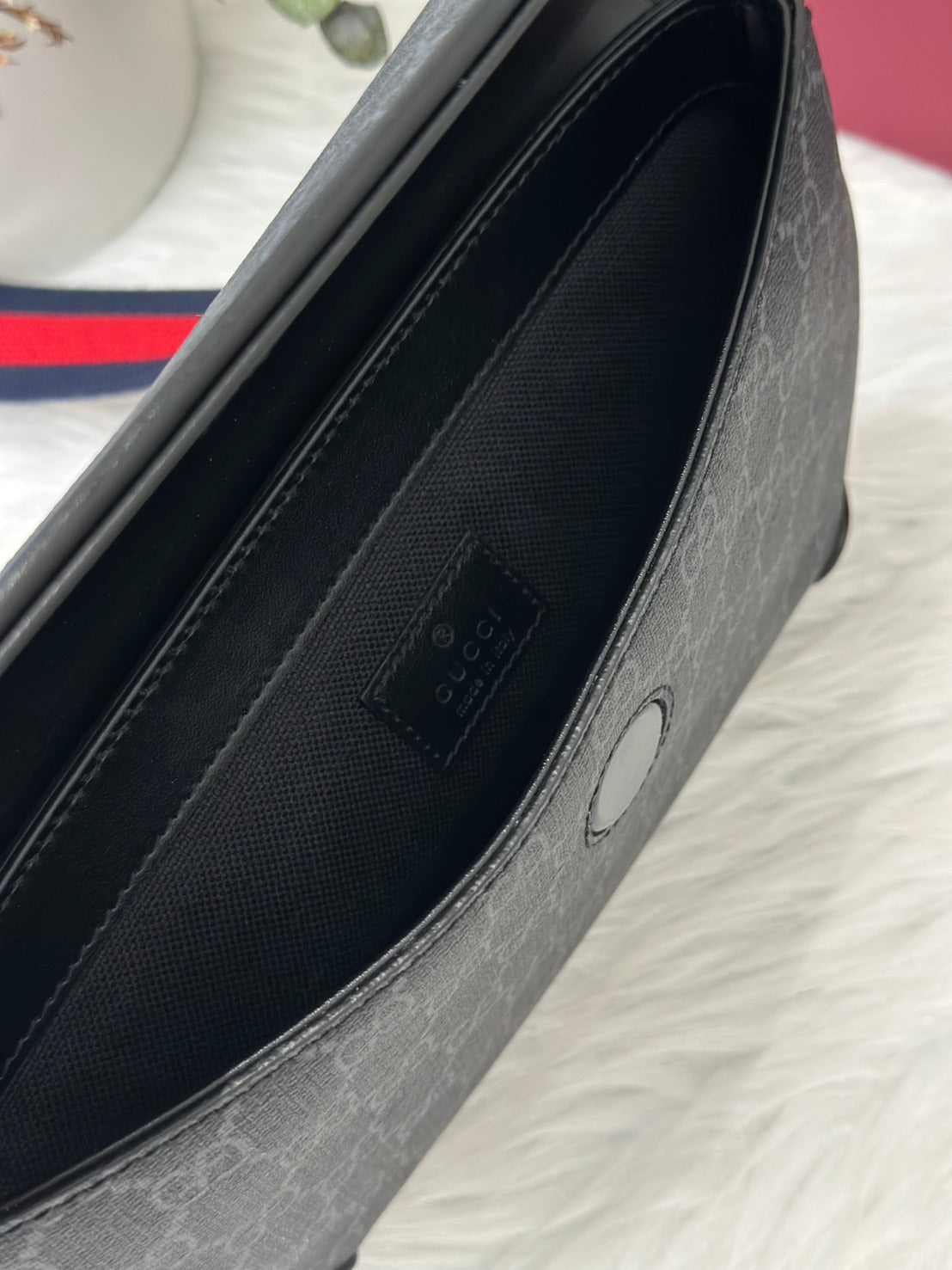 GUCCI Superr me老花胸包