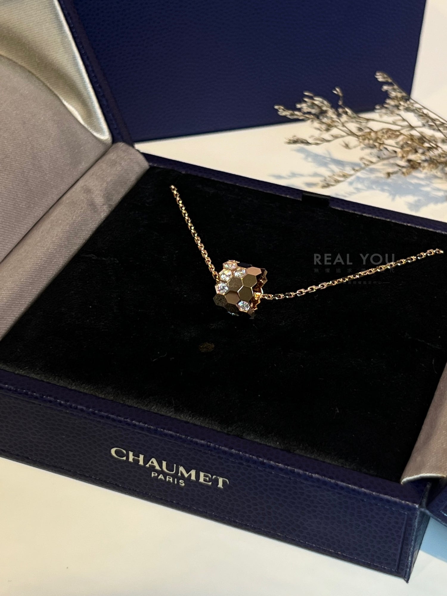 CHAUMET