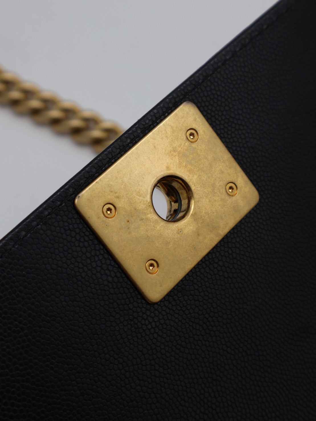 CHANEL 23B Handle boy 20  - 黑金