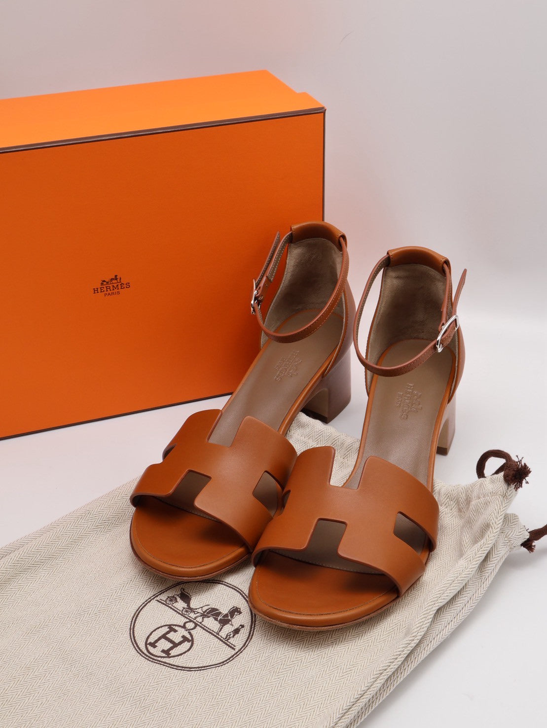 HERMES Encens 50粗跟涼鞋 - 金棕 39.5