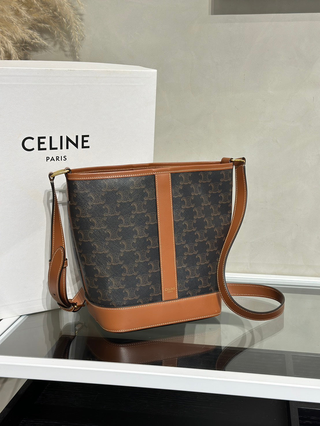 CELINE Triomphe凱旋帆布水桶包 - 小號