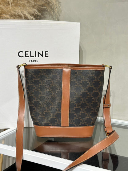 CELINE Triomphe凱旋帆布水桶包 - 小號