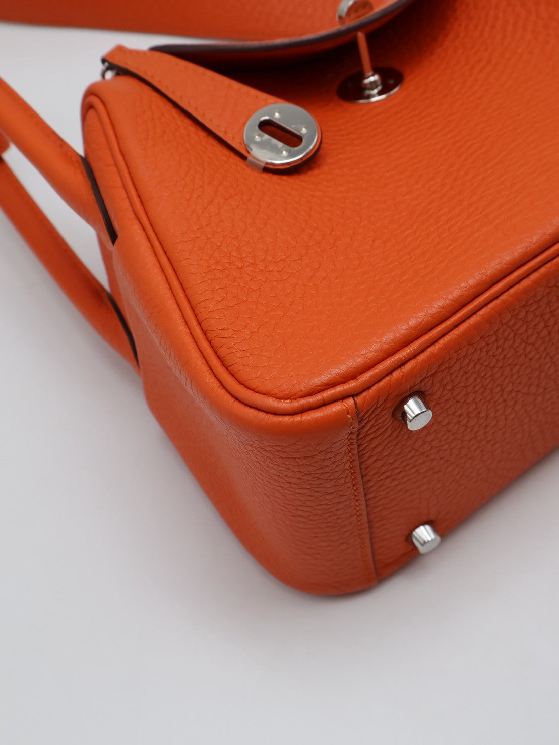 HERMES Mini Lindy - Capucine 9T 火焰橙銀 U