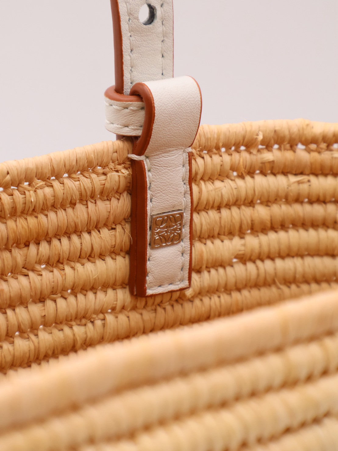 LOEWE  Paula's Ibiza草編包