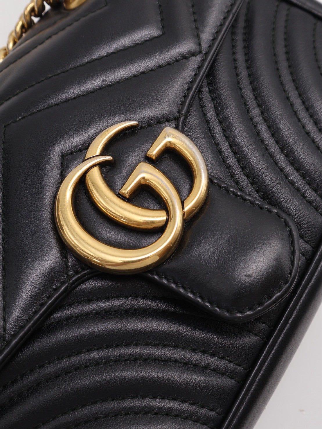 GUCCI Marmont Matelasse斜背包 - 22迷你黑金