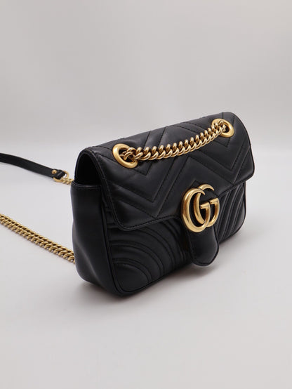 GUCCI Marmont Matelasse斜背包 - 22迷你黑金